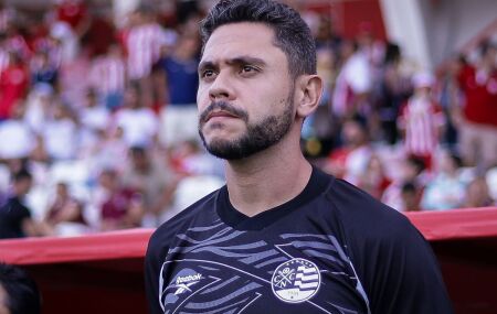 Guilherme dos Anjos projeta briga do N&aacute;utico na parte de cima da tabela.