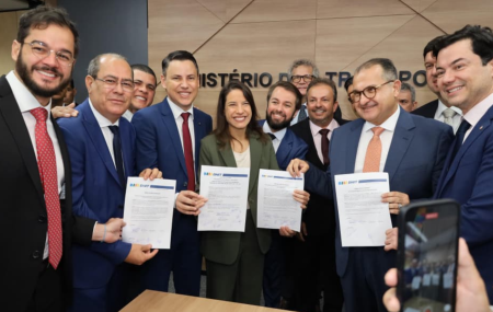Mano medeiros promete constru&ccedil;&atilde;o do viaduto da vitarella