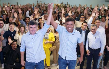 Deputado federal Eduardo da Fonte e deputado estadual Joel da Harpa