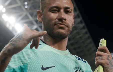 Neymar vai para sua &uacute;ltima disputa de Copa do Mundo.
