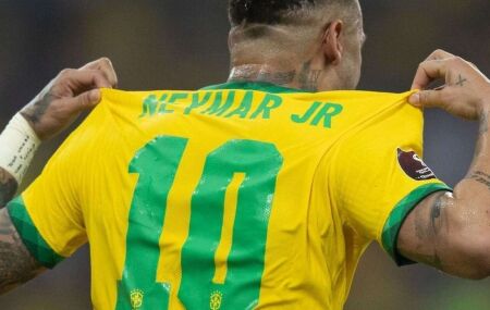 Neymar.