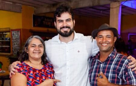 C&eacute;sar Ramos recebe apoio em Abreu e Lima