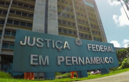 Pr&eacute;dio da Justi&ccedil;a Federal em Pernambuco.