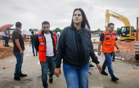 Prefeita de Olinda, Mirella Almeida. 