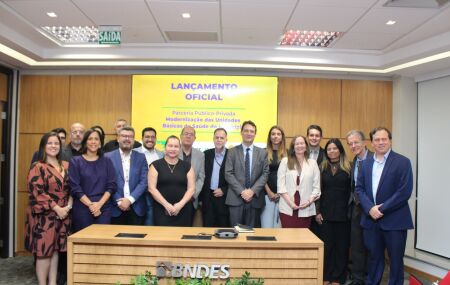 Autoridades celebram parceria da PPP e o munic&iacute;pio do Jaboat&atilde;o