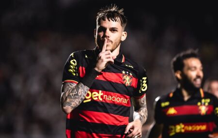 Barletta &eacute; artilheiro do Sport na temporada.
