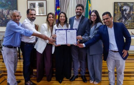 Raquel Lyra anuncia instala&ccedil;&atilde;o de unidade industrial de reciclagem em Exu.