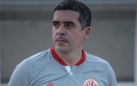 Constatino J&uacute;nior &eacute; o novo executivo de futebol do Retr&ocirc;.