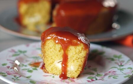 Bolo de milho com goiabada e requeij&atilde;o.