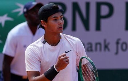 Brasil na final de Roland Garros Jr: saiba onde assistir Guto Miguel x Michael Antonius ao vivo