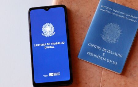 Carteira de trabalho.