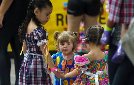 Crian&ccedil;as no polo infantil do S&atilde;o Jo&atilde;o do Recife.
