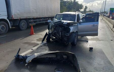 BR-232, no bairro do Curado, Zona Oeste do Recife.