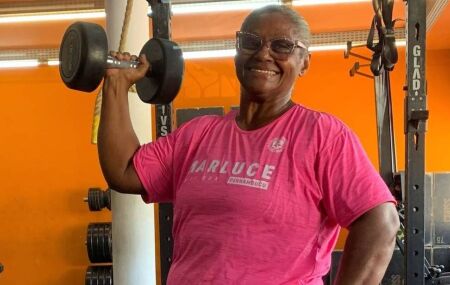 Irm&atilde; Marluce ficou conhecida ap&oacute;s viralizar praticando crossfit.
