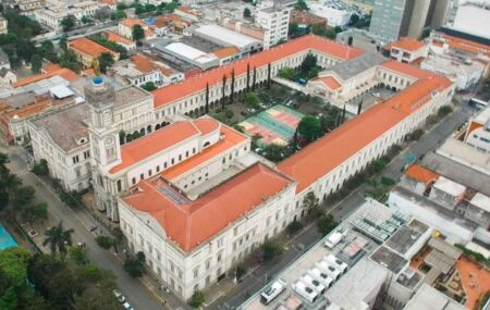 Liceu Cora&ccedil;&atilde;o de Jesus