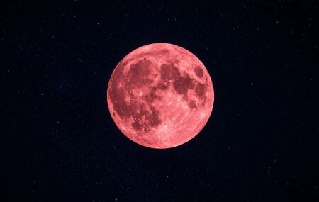 Lua de Morango. 