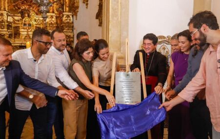 Raquel Lyra realiza entrega em Olinda. 