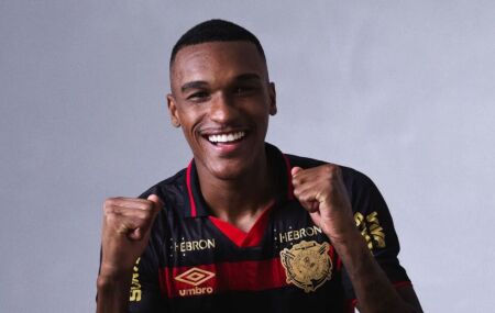 Matheus Alexandre chegou ao Sport em 2025 pelo valor de R$ 9 milh&otilde;es.