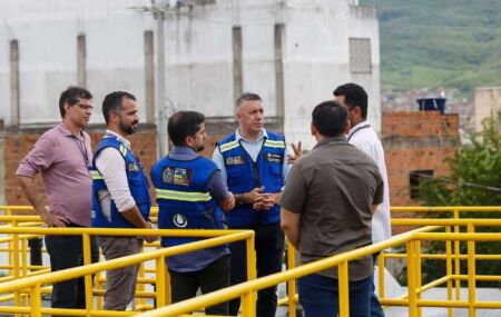 Vistoria em obra da Adutora do Agreste.