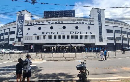 Est&aacute;dio Mois&eacute;s Lucarelli