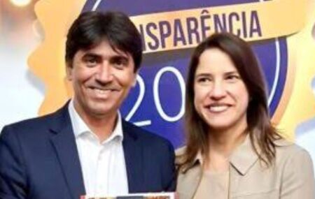 Prefeito de Itacuruba, Juninho Cantarelli, e governadora Raquel Lyra.