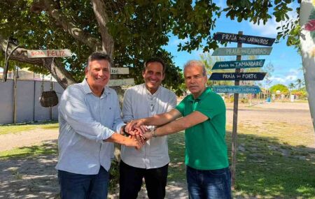 Coronel Feitosa destina recursos &agrave;s a&ccedil;&otilde;es sociais do Padre Arlindo em Tamandar&eacute;.