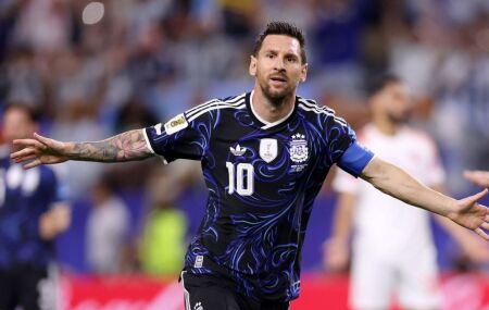 Lionel Messi &eacute; o maior artilheiro da hist&oacute;ria das Copas do Mundo.