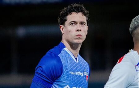 Brenno pode estar de sa&iacute;da do Fortaleza e indo para o Sport.