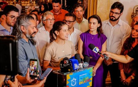 Em Olinda, C&eacute;sar Ramos e Raquel Lyra fazem entrega de obras de restaura&ccedil;&atilde;o de patrim&ocirc;nios hist&oacute;ricos