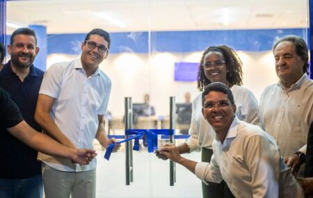 Diego Cabral inaugura novas instala&ccedil;&otilde;es da Prefeitura de Camaragibe no Camar&aacute; Shopping