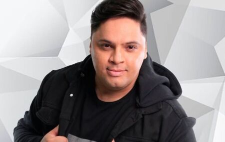 Cantor Neto Ara&uacute;jo.