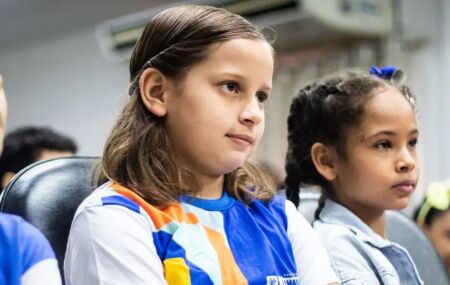 Sophia Aurora Vieira de Amorim, estudante da rede municipal de Camaragibe.
