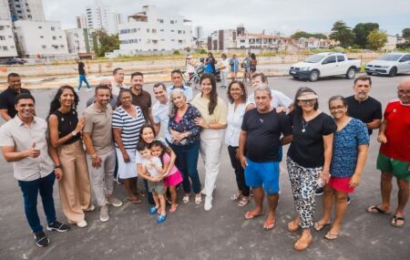 Prefeita de Olinda, Mirella Almeida, e a governadora de Pernambuco, Raquel Lyra.