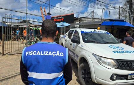 Fiscaliza&ccedil;&atilde;o na Feira do Centro de Paulista.