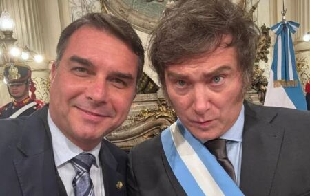 Fl&aacute;vio Bolsonaro e Javier Milei