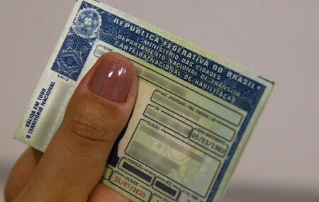 Recife anuncia 200 vagas em novo edital do CNH Social; veja como se inscrever.