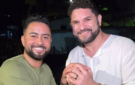 MC Leozinho e Z&eacute; de Irm&atilde; T&ecirc;ca.