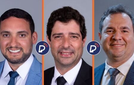 Deputados estaduais Romero Albuquerque e Rodrigo e Farias, ambos do PSB, e J&uacute;nior Matuto do Republicanos.