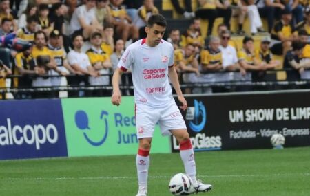N&aacute;utico confirma les&atilde;o em Matheus Ribeiro.