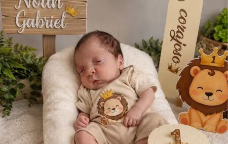 Beb&ecirc; volta a vida ap&oacute;s ser considerado morto por equipe m&eacute;dica