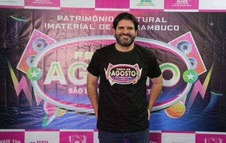 Prefeito Vin&iacute;cius Labanca na Festa de Agosto.