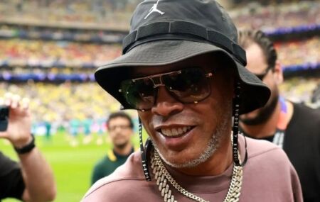 Ronaldinho Ga&uacute;cho est&aacute; nos EUA para acompanhar a Copa do Mundo.