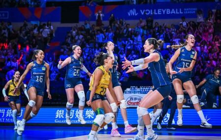 Sele&ccedil;&atilde;o de V&ocirc;lei Feminina do Brasil. 