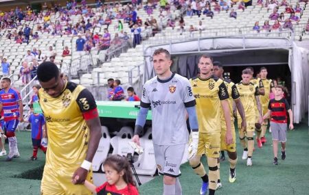 Sport no jogo contra o Fortaleza 