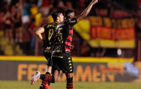 Sport est&aacute; ha 7 jogos sem vencer na Segundona.