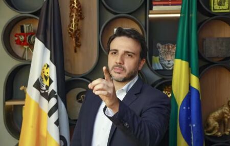 Renan Santos, do Miss&atilde;o