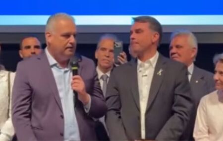 Alfredo Gaspar e Fl&aacute;vio Bolsonaro.