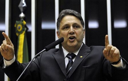 Anthony Garotinho.