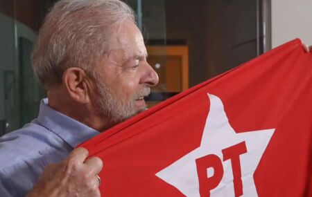 Lula e PT lideram ranking nacional do Meta ap&oacute;s injetar R$ 1,1 milh&atilde;o em an&uacute;ncios nos &uacute;ltimos 30 dias