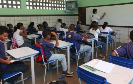 Salvador tem mais da metade das escolas municipais e estaduais afetadas por tiroteios